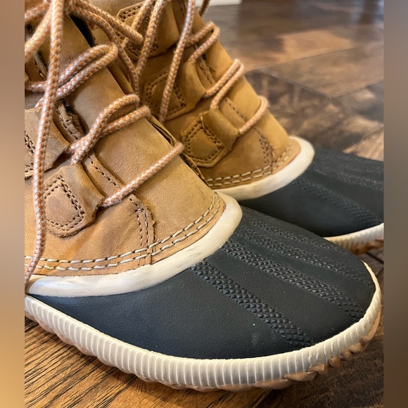 SOREL Out 'N About Womens Tan Boots - Picture 7 of 12